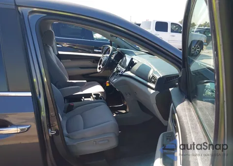 2018 Honda Odyssey Ex z USA, uszkodzony, nr VIN 5FNRL6H56JB101788